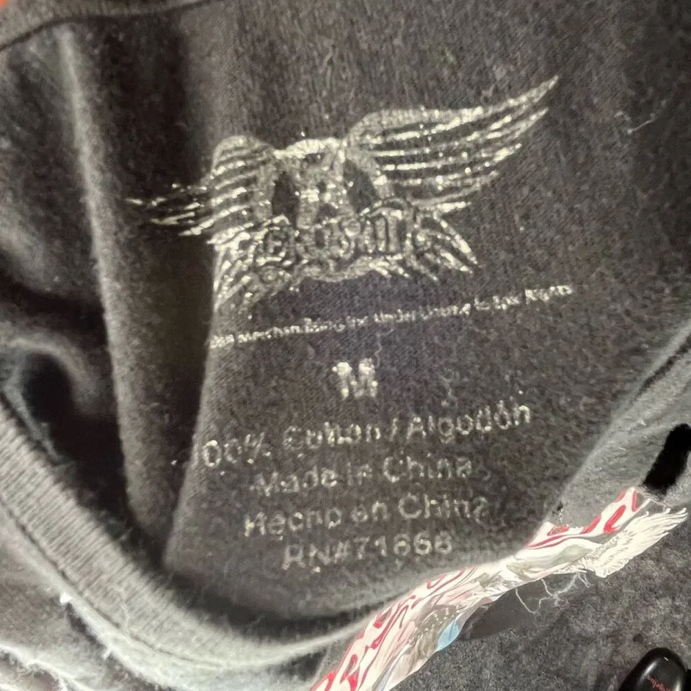 Aerosmith Distressed Graphic Rock Band Tee Womens Shirt Black Size Medium